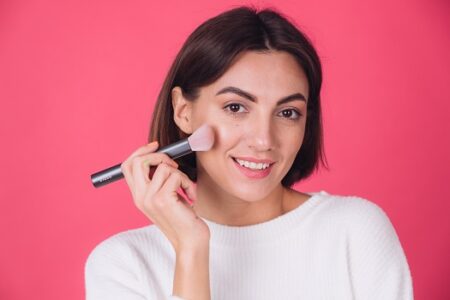 Makeup for Beginners: The Complete Guide